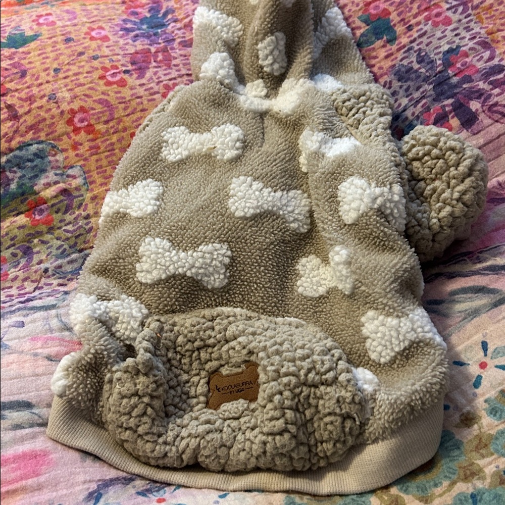 Cozy Bone Pattern Dog Hoodie - Tan and Cream